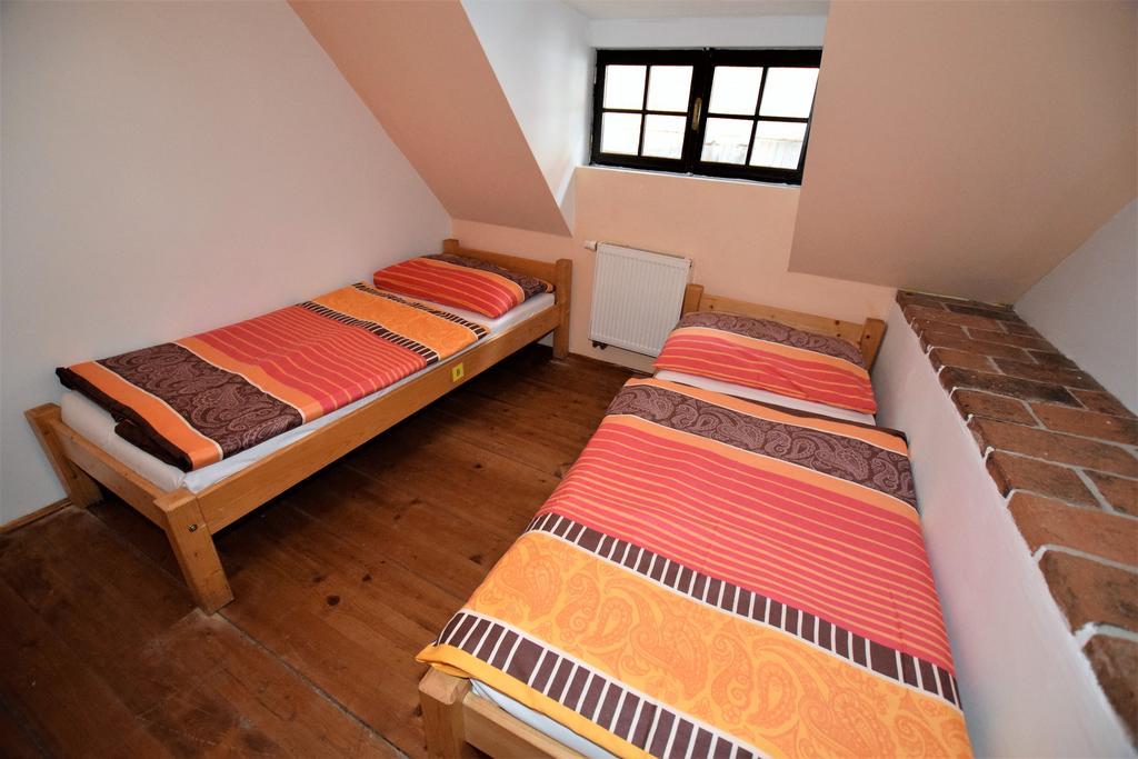Travel Hostel Cesky Krumlov Exterior photo